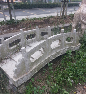 石雕石桥