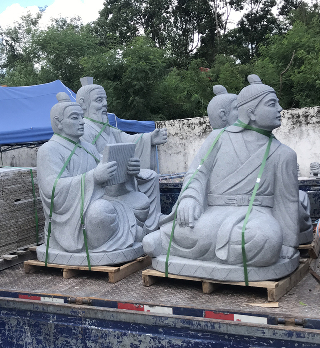 人物石雕