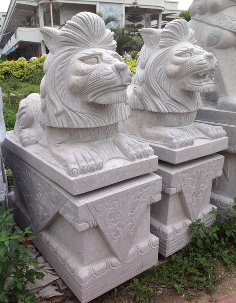 石雕狮子